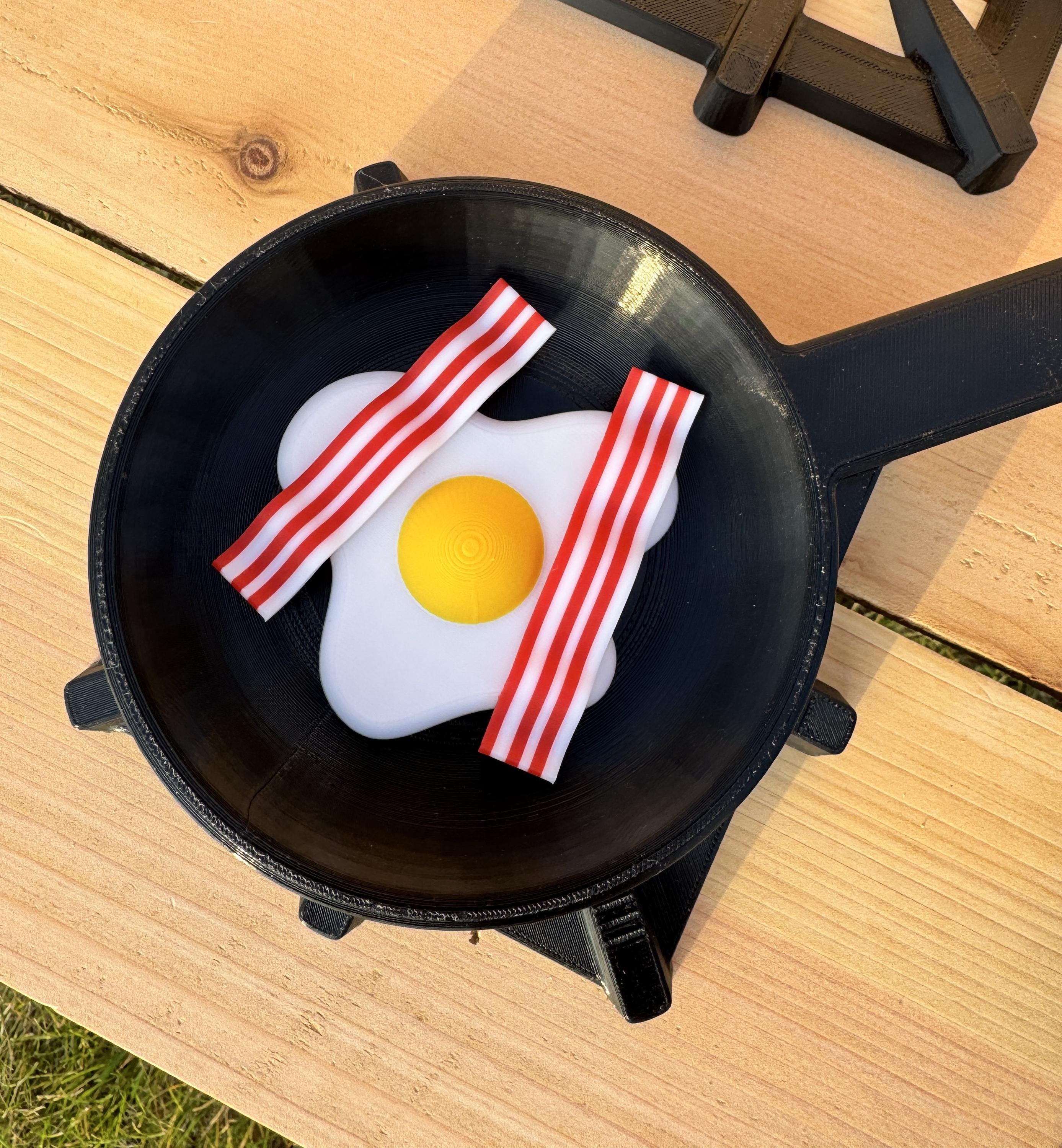 3D Printed Mud Kitchen Pot, Pan, Hooks, Bacon & Egg, Pretend Play